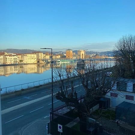 Appartement Avec Superbe Vue Sur Le Rhone В'єнна Екстер'єр фото